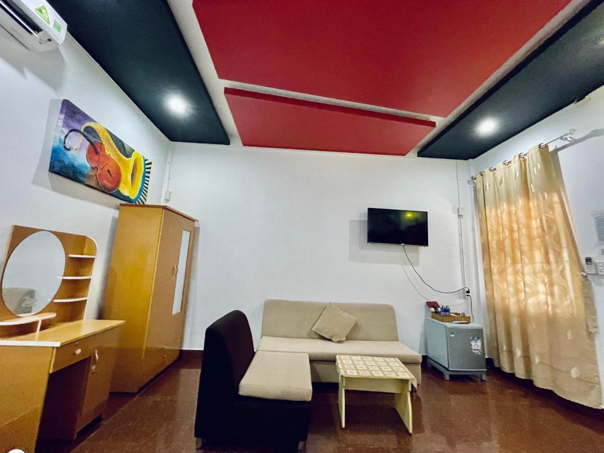 Snooze Hotel Hue Bagian luar foto
