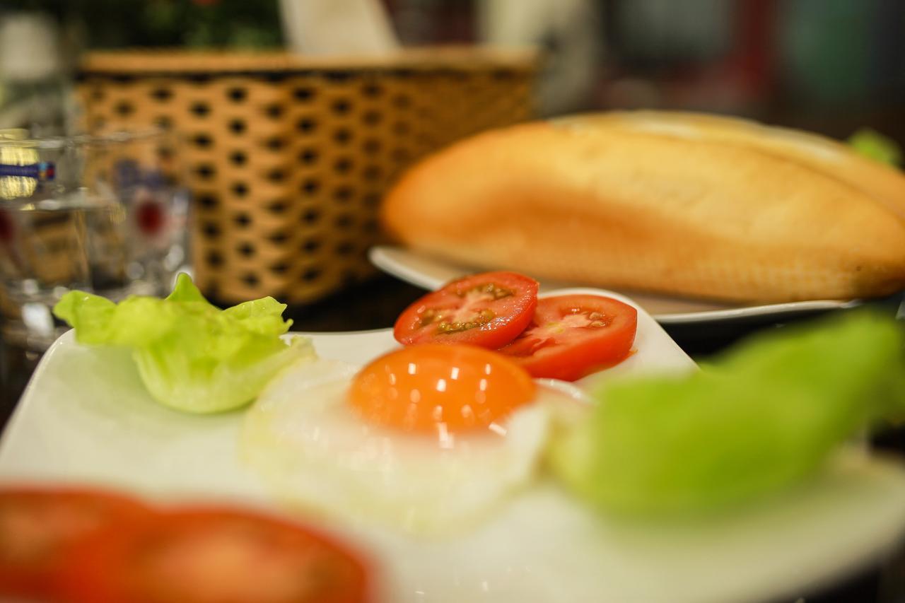 Snooze Hotel Hue Bagian luar foto